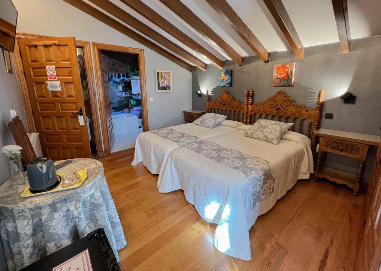 Posada Araceli Santillana del Mar Ngoại thất bức ảnh
